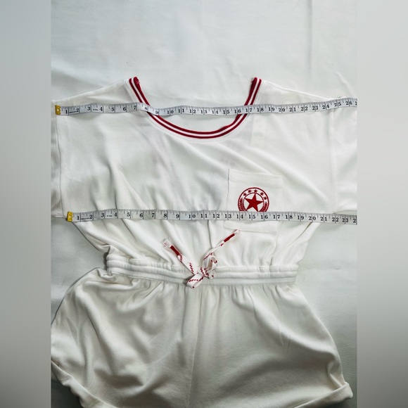 ANTHROPOLOGIE Ivory Short-sleeve Waffle with Red Trim size M NWT - Picture 9 of 12